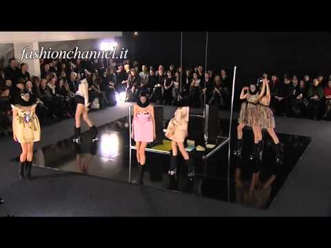 "Junko Shimada" Autumn Winter 2009 2010 Paris HD 3 of 3 pret a porter woman by FashionChannel