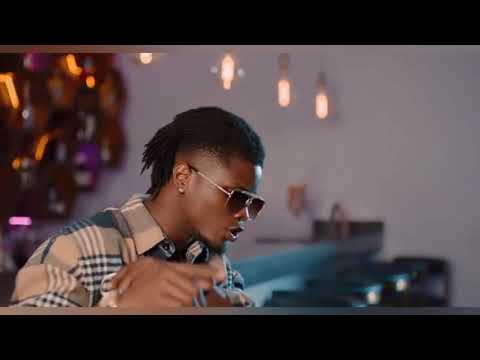 ISIS KINGUE FT SANTRINOS RAPHAËL  TOURNE AUTOUR ( CLIP OFFICIEL ) [ EXTRAIT ]