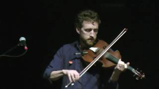 Colm Mac Con Iomaire - A Study In Scarlet (live)