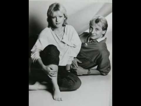 IVETA BARTOŠOVÁ- MLADÁ PÍSEŇ 83´