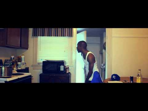 Lil Mo Ft Rondoe - Really Not A Rapper