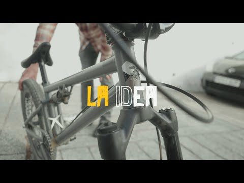 Ruben a jeho celoodpružené BMX