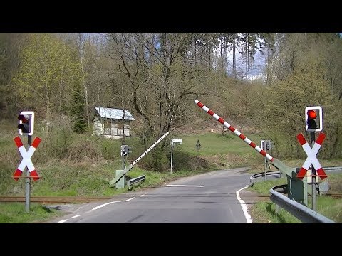 Spoorwegovergang Betzdorf (D) // Railroad crossing // Bahnübergang