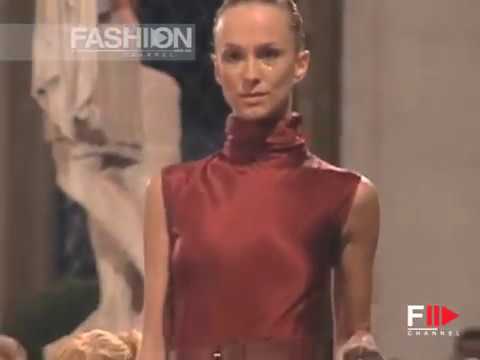 Fashion Show "Raffaella Curiel" Haute Couture Women Autumn Winter 2004 2005 Rome 2 of 8
