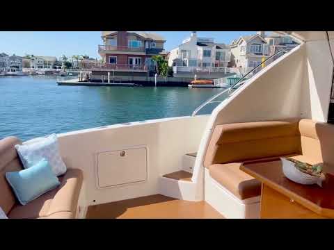 Riviera 5000-SPORT-YACHT video