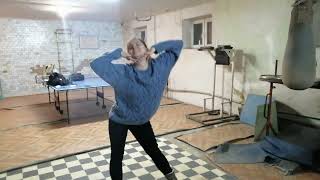 Hilary Duff - Jingle Bell Rock dance by #Hanni VD