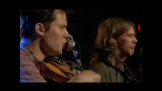 Old Crow Medicine Show - Fall All On My Knees [Live]