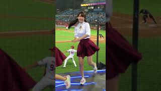 [分享] 昨日Yuri嗆斯&中場舞