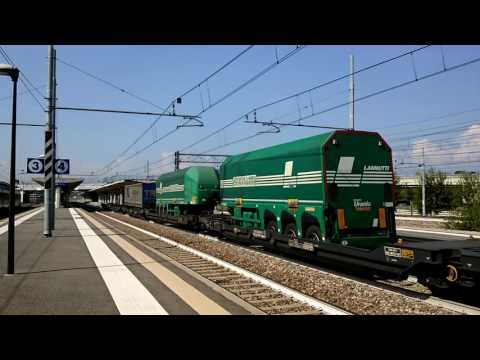 DOPPIA DI TIGRI CON MERCI LANNUTTI + TRENO DEL CEMENTO IN TRANSITO A TORINO STURA (TO) 10 - 9 - 2016