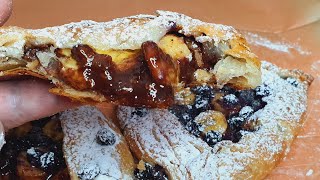 אוזני המן פטנט מהיר שוקולד ופירות A wonderful pastry with chocolate  מטבח בקלי קלות ליהי קרויץ (ליהי קרויץ - מטבח בקלי קלות) - התמונה מוצגת ישירות מתוך אתר האינטרנט יוטיוב. זכויות היוצרים בתמונה שייכות ליוצרה. קישור קרדיט למקור התוכן נמצא בתוך דף הסרטון