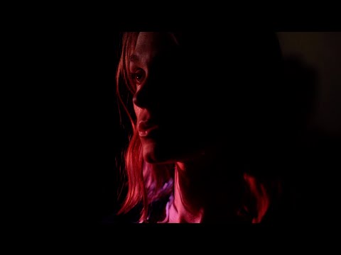 The Rungs - Right Rooms (Official Music Video)