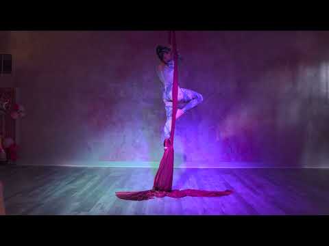Forever Aerial Summer Showcase 2022 - Awari - Aerial Silk