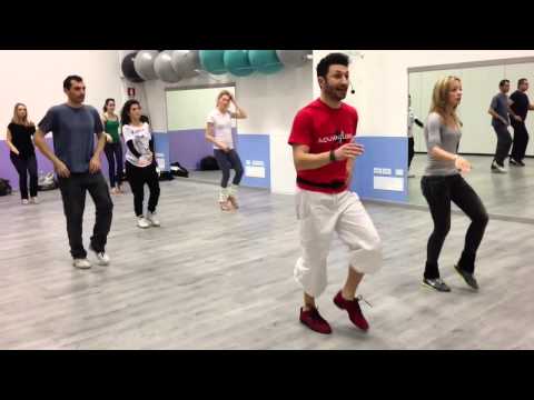 download lagu mp3 mp4 Il Ballo Del Mambo, download lagu Il Ballo Del Mambo gratis, unduh video klip Il Ballo Del Mambo