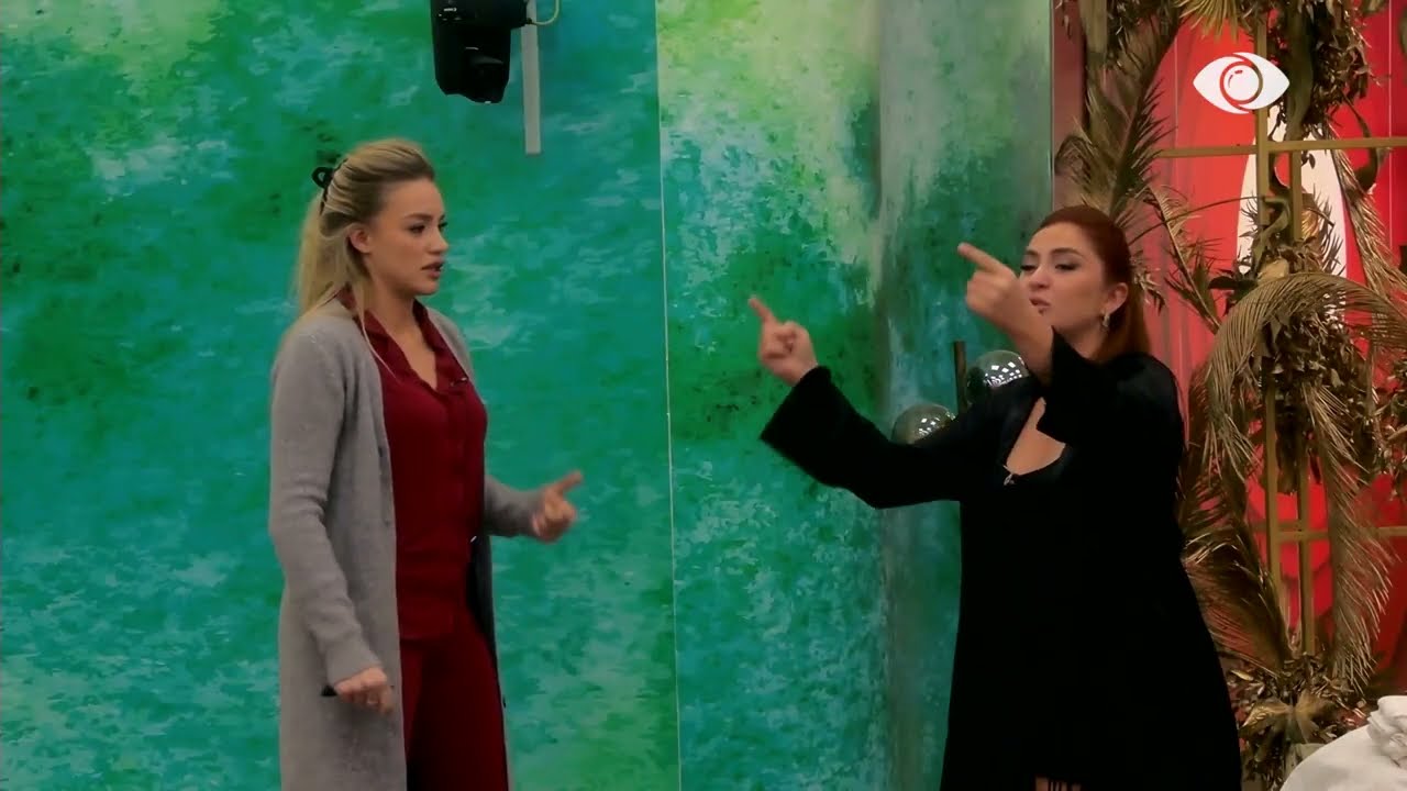 Dy ish-shoqe në nominim…/ Heidi përplaset me Vesën: Pse e fut Romeon në mes, ne jemi ndarë