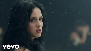 Kadr z teledysku Unconditionally tekst piosenki Katy Perry