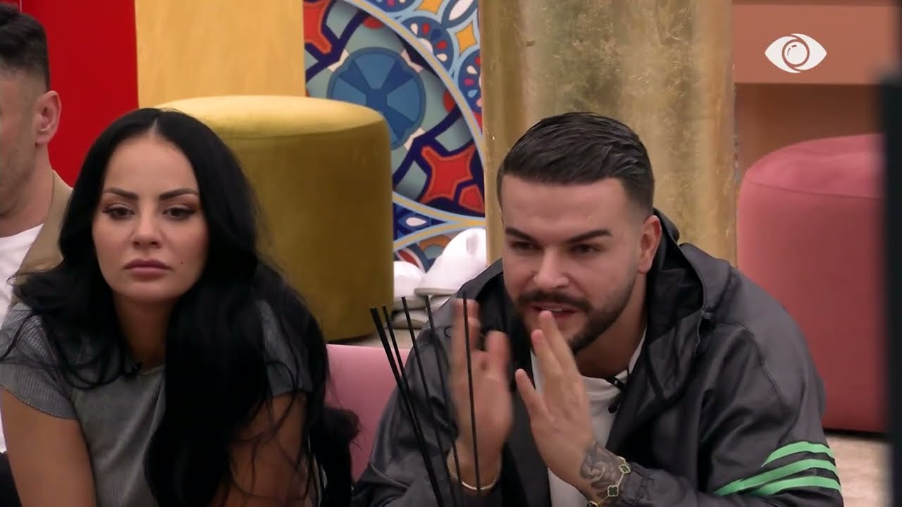 “Ça ore je zgjuar sot?”/ Fationi i kthehet Ilnisës: Po më bën si hetuese, se nuk je zot shtëpie