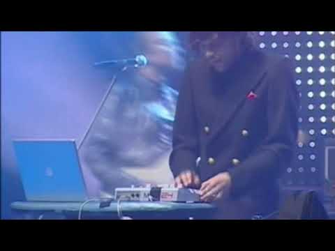 Happyendless - Hello Come on (live at MTV B-Day '09)