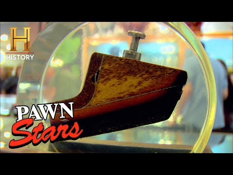 "Dallas We Have A Problem!" PRICELESS Apollo 13 Heat Shield (Season 4) | Pawn Stars