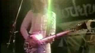 singring and the glass guitar part 3