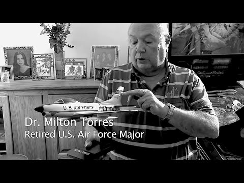 USAF-Pilot Milton Torres wurde befohlen, ein UFO „größe eines Flugzeugträgers“ abzuschießen, 1957