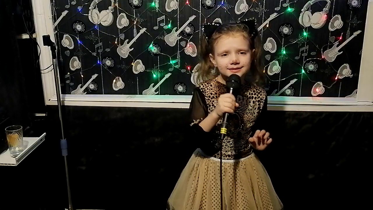 142. АНДРЕЕВА Елизавета "Странный кот"