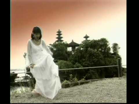 DENPASAR MOON - MERRY ANDANI.