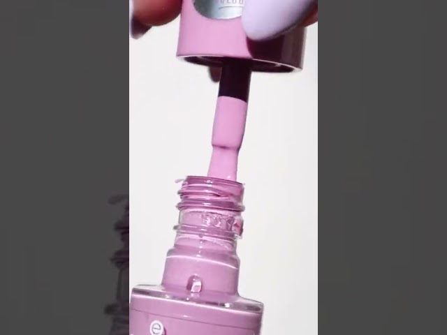 Vídeo relacionado con Essence Gel Nail Colour Esmalte De Uñas, De Larga Duración, Expresión Del Resultado, Secado Rápido, Brillante, Color Intenso (8Ml)