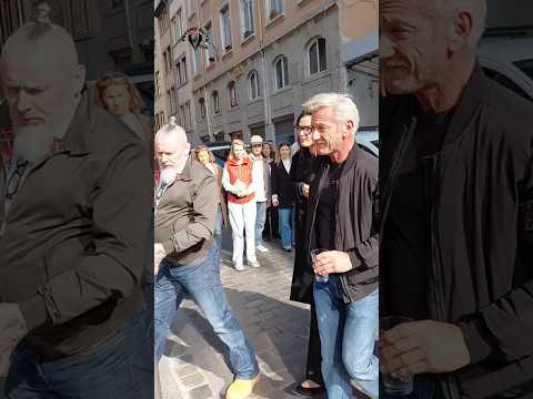 Sean Penn Walking Out With His Wife #seanpenn