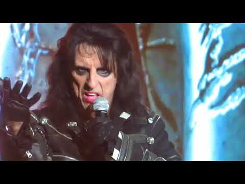 Hollywood Vampires - Raise The Dead - SNHU Arena -Manchester, NH- 7.29.23