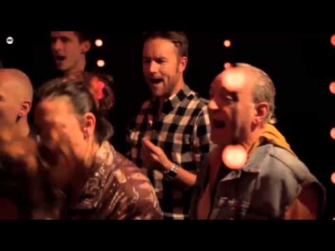 Jef Neve en Café Corsari coveren Happy Together voor Music For Life