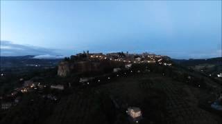 preview picture of video 'Rupe di orvieto vista da un drone @DJI PHANTOM 2 @GO PRO'