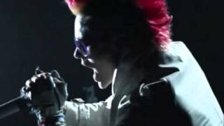 Closer To The Edge - 30 Seconds To Mars (Official Song - Music Video)