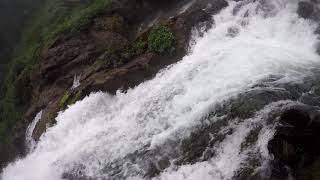 preview picture of video 'PALLI WATERFALL NETRAVALI!!'
