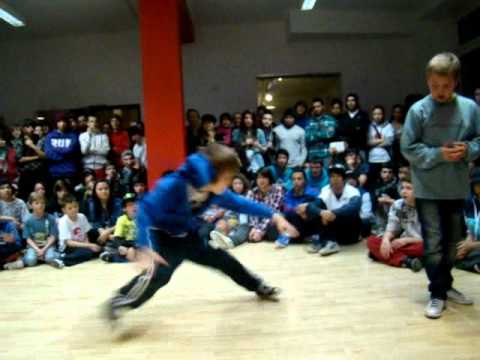 New Kids on The Street Battle 19.02.2011  Max vs Luis.wmv