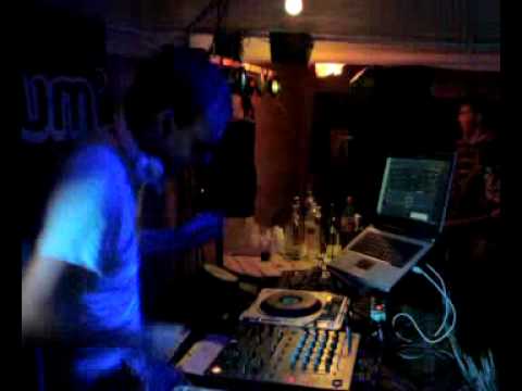 2.David Mayl @ AntiCrisis Festival 3.0 (Liquid & Fum)