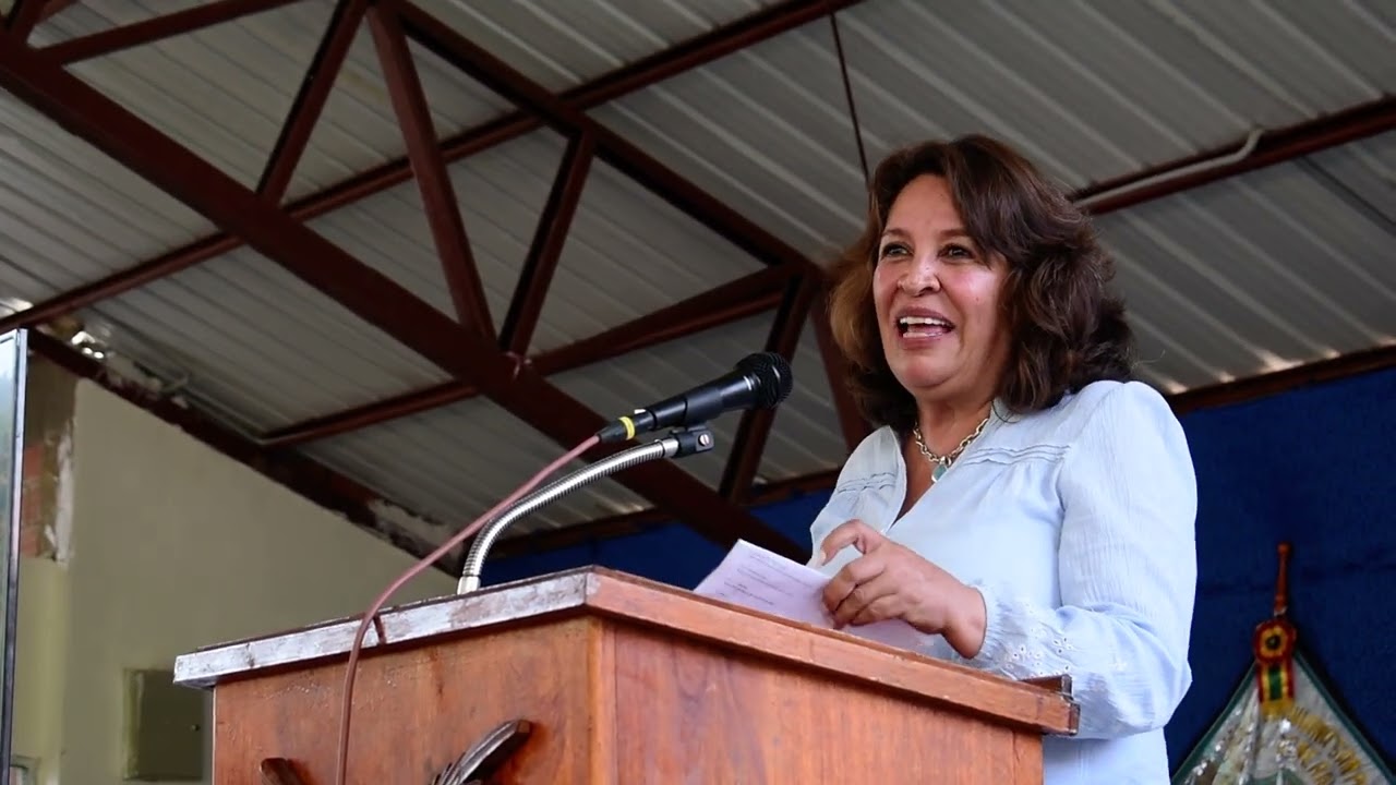 Dr. Ximena Peres Arenas RECTORA DE SEDE LA PAZ