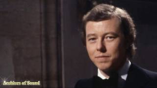 Hymn Song (Peter Skellern) - Guildford Cathedral Choir (Barry Rose)