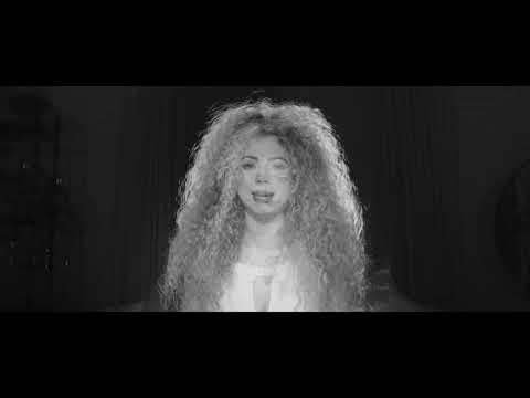 Burai x Opitz Barbi - Missh - Háborgó mélység (Missh nélküli verzió)