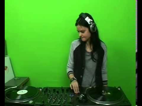 Olga Bohan @ RTS.FM - 04.04.2011