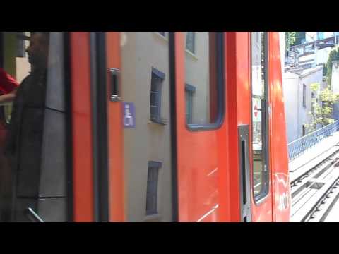 Lyon : Arrivée du funiculaire F1 à Vieux Lyon