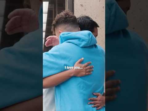 Homeless stranger surprises homeless student 🥹❤️