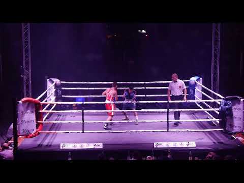 Ali Hassani vs  Peter Petrovic - Boxen am Bölle 12.10.19
