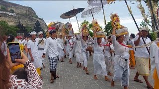 Download lagu UPACARA ADAT DI PANTAI MELASTI BALI||SANGAT UNIQ DAN RAMAI.. mp3 Download lagu UPACARA ADAT DI PANTAI MELASTI BALI||SANGAT UNIQ DAN RAMAI.. mp3