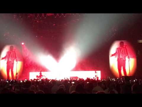 Twenty One Pilots - Heavydirtysoul LIVE (Emotional Roadshow Tour 2017 Albany, NY)