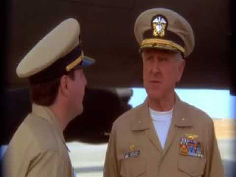 Hot Shots! Deutsch - Admiral Benson  fällt aus dem Flugzeug