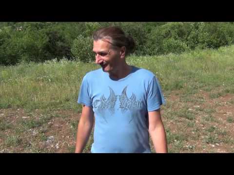 Rici iznerviran u kamenjaru trazio vodu - pronalazenje vode Rici