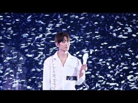 170528 The EXO’rDIUM[dot] in Seoul For Life 백현 BAEKHYUN
