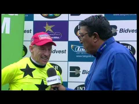 20191229 Hollywoodbets Greyville Race 3 won by CARBON FIBRE