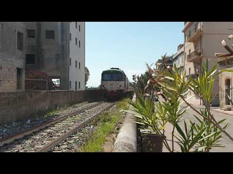 IC 562 Reggio di Calabria C.le - Taranto (connessione per Milano C.le con il treno ICN 758)
