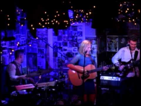 Jeanne Jolly (Trio) - 'Tear Soup' Live